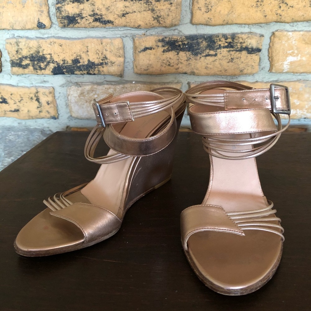 Stephane Kélian Paris vintage pink mellatic wedges — Barbie pink season!